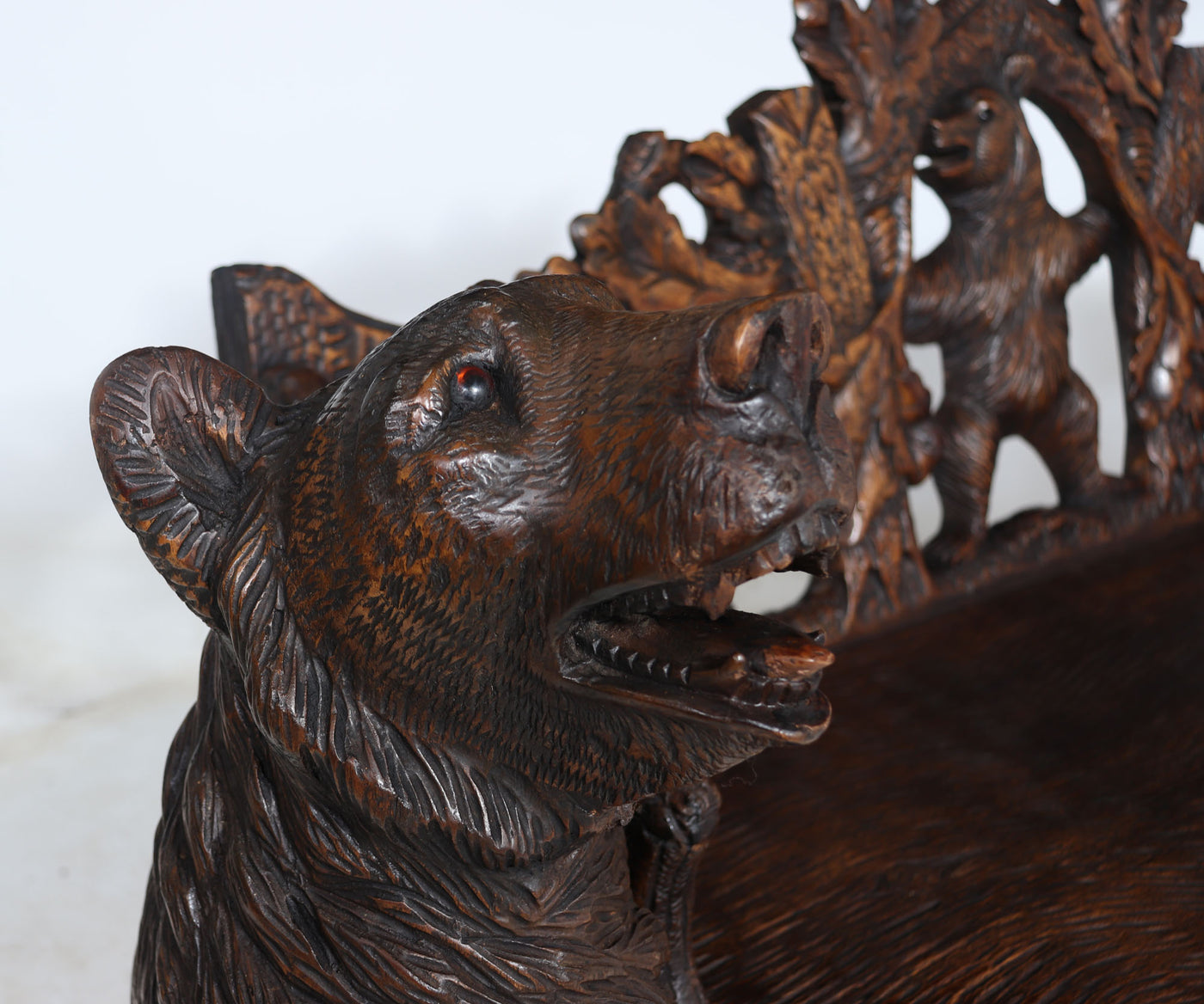Black Forest Carved Bear Bench head
