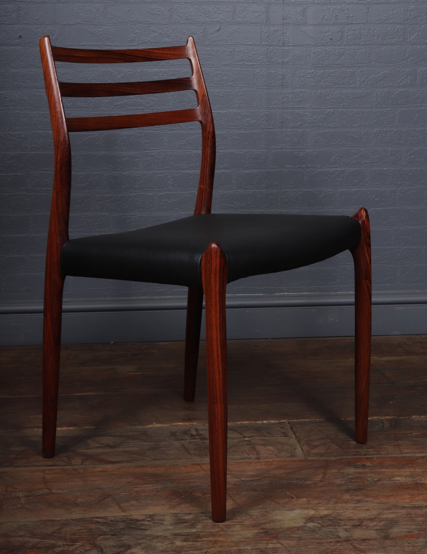 Model 78 Moller Dining Chairs room