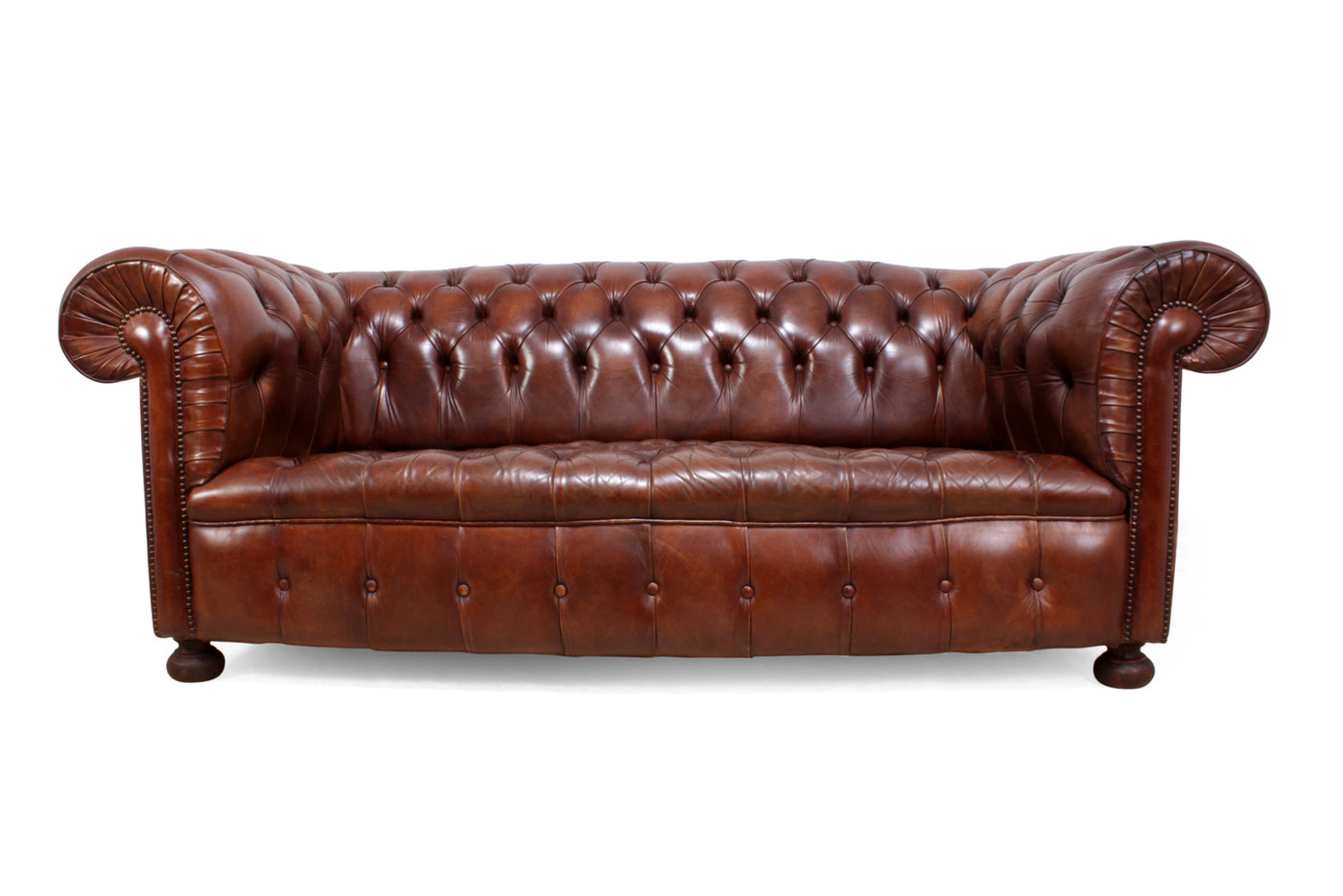 Brown vintage Leather Buttoned Chesterfield