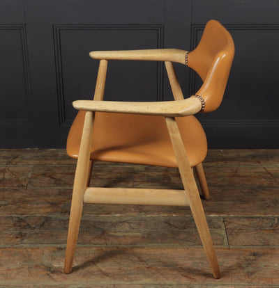 Mid Century Desk Chair in Oak by Erik Kirkegaard full side