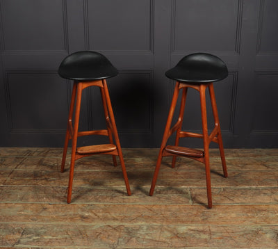 Teak stools OD61 By Eric Buck room