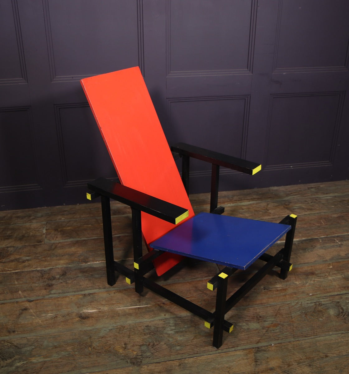 The Red Blue Chair by Gerrit Rietveld c1970 room