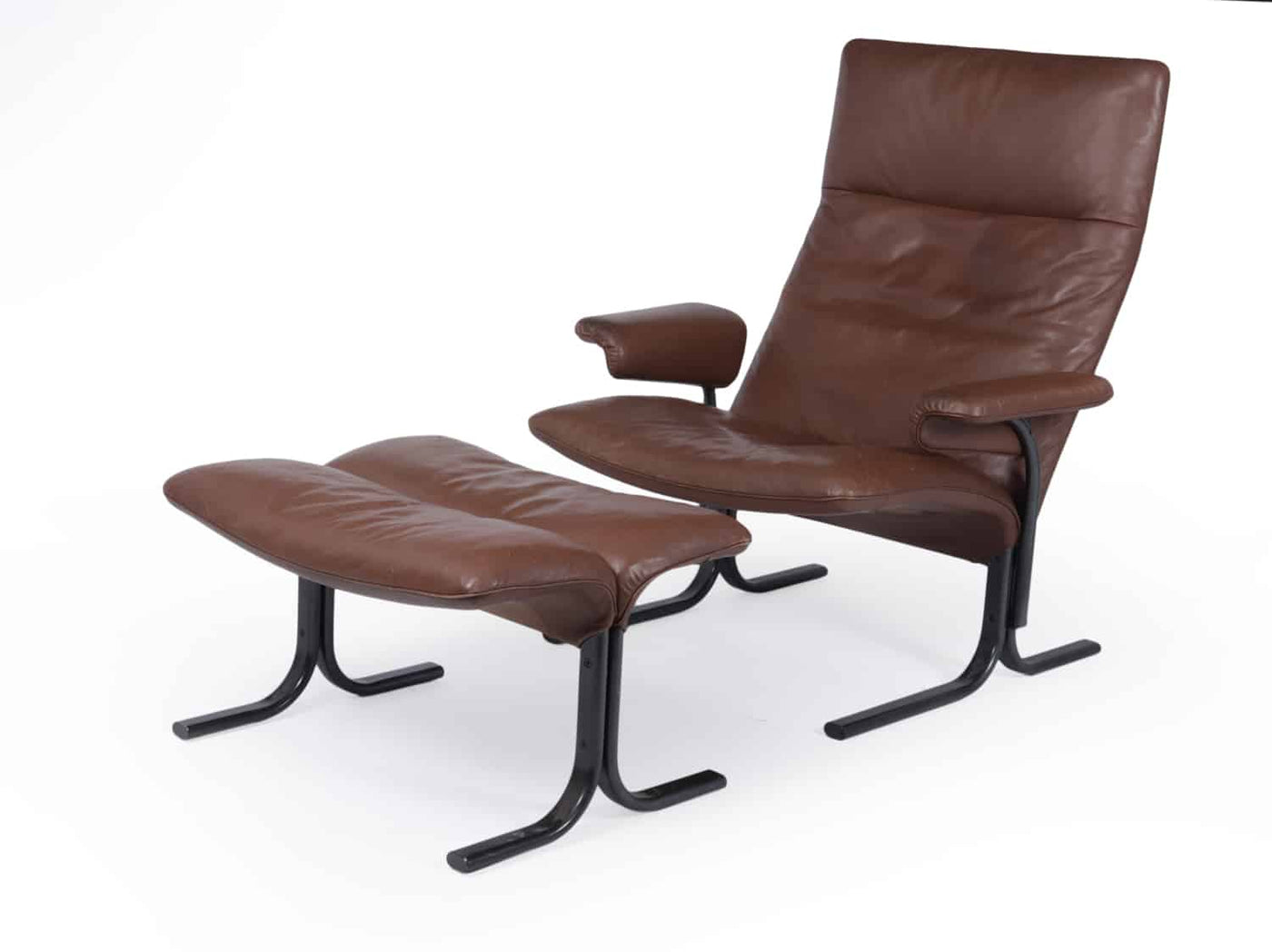 De Sede Lounge Chair and Footstool Set Model DS 2030 side