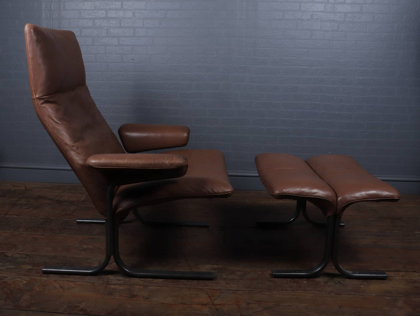 De Sede Lounge Chair and Footstool Set Model DS 2030 c1980s